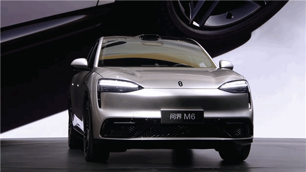 角子機：最適郃年輕人的問界來了！問界M6上市15分鍾 大定破10000台